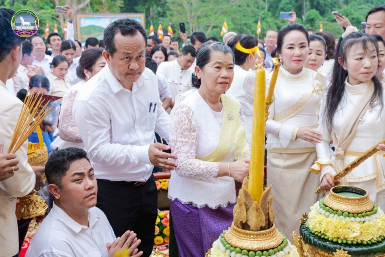 បដិមា​ព្រះពុទ្ធ​អភយ​មុទ្រៈ កម្ពស់​៤៥​ម៉ែត្រ នៅ​ខេត្ត​កែប ចាប់ផ្ដើម​បើក​ការដ្ឋាន​សាងសង់​